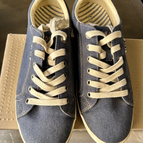 Taos Blue Canvas Sneakers - Picture 7 of 10